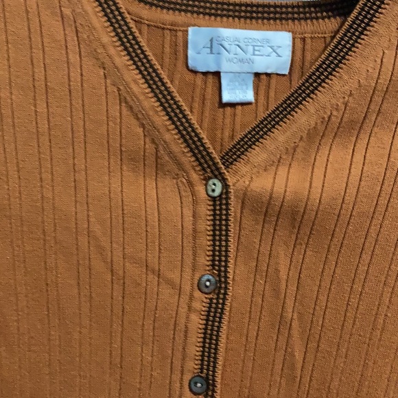 Sweater - Picture 5 of 5